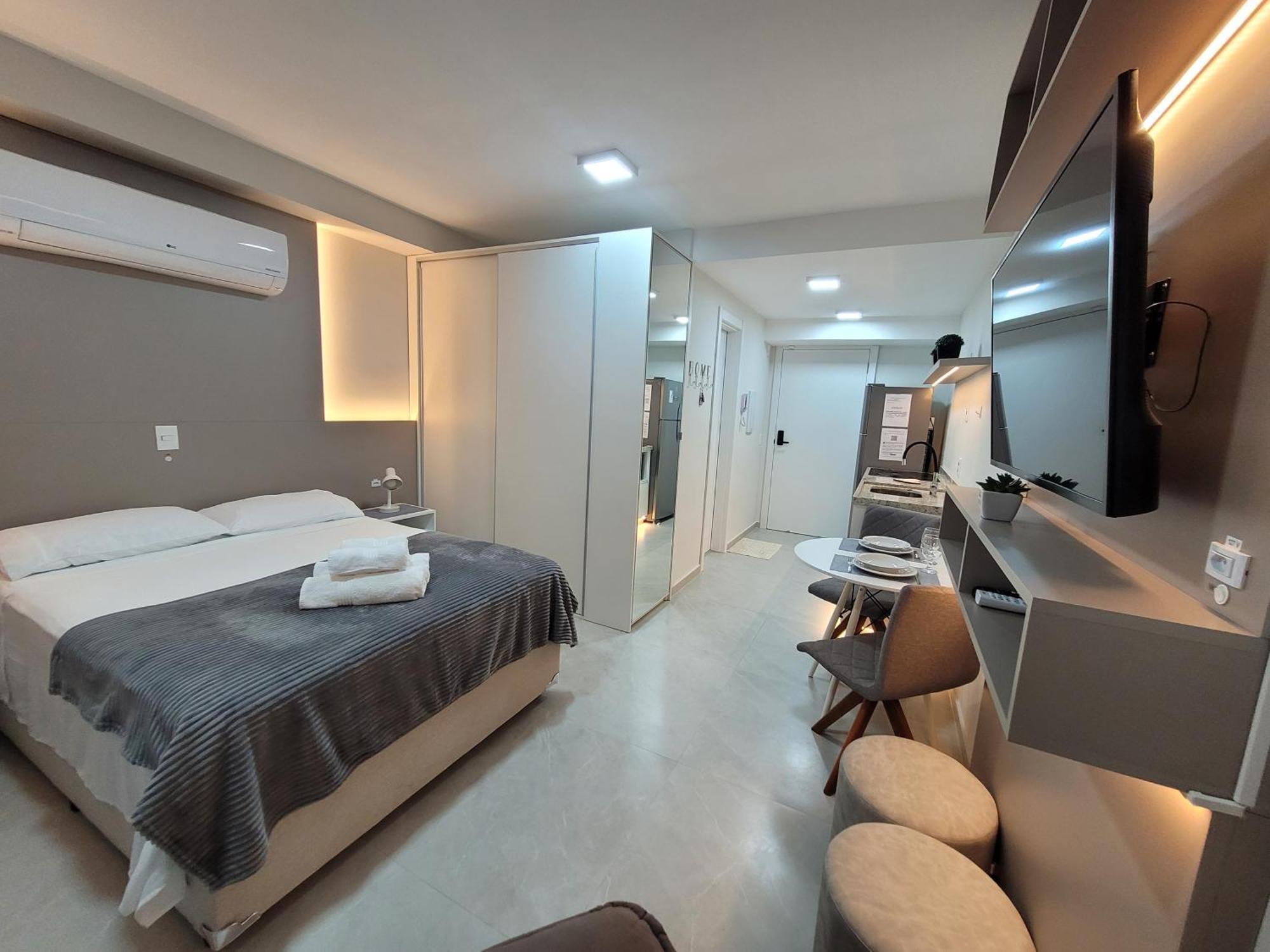 Studio Lux Ao Lado Da Puc Com Netflix Porto Alegre Exteriér fotografie